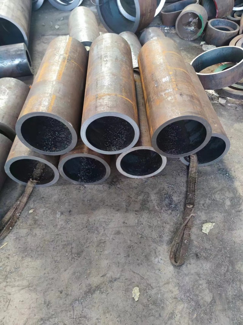 湖北湖北湖北12Cr1MovG无缝钢管切割